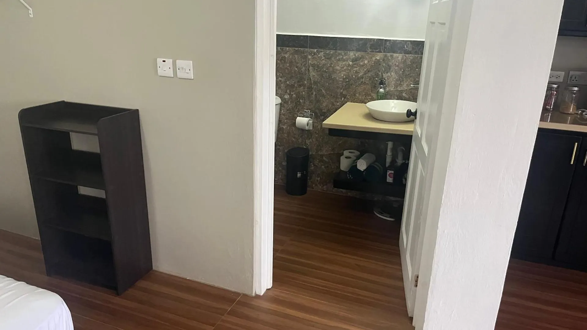 One Bedroom Apartment Rental Paix Bouche Dominica